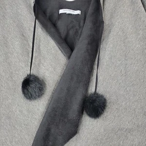 Marc New York Cape Poncho Damen OSFA grau schwarz Fleece Strick Bommel zum Binden Andrew - Bild 1 von 10