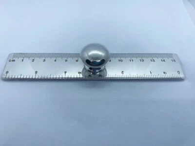 REGLA PLATEADA 6"/15CM CON PERILLA PLATEADA.  Diseño pesado a 174 gramos Foto 1 de 4