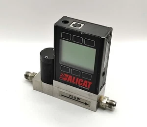 ALICAT MC-10SLPM-D/5M, 5IN, GAS:CO2 HC Mass Flow Controller - Imagen 1 de 6