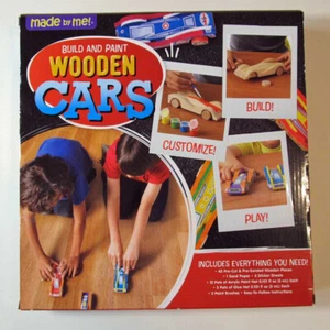 NUEVO Hecho por mí Hágalo usted mismo Construir y pintar coches de madera 21136H - Imagen 1 de 3