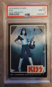 1979 Rock Stars KISS #29 Ace Frehley PSA 8 quasi nuovo - Foto 1 di 2