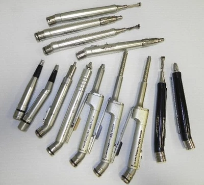 Piezas de mano de hueso pequeñas y grandes Hall & Microaire $69,00 cada pieza Foto 1 de 2