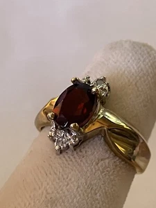 10K Yellow Gold 1.25 ctw 0val Garnet Stone & Diamonds Ring size 7 NWT - Picture 1 of 7