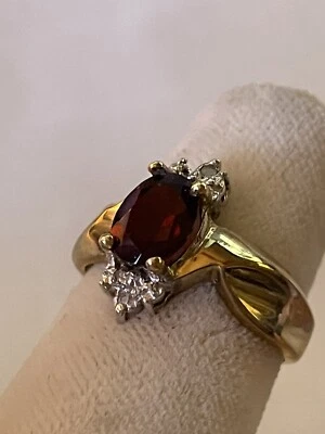 10K Yellow Gold 1.25 ctw 0val Garnet Stone & Diamonds Ring size 7 NWT - Image 1 of 4