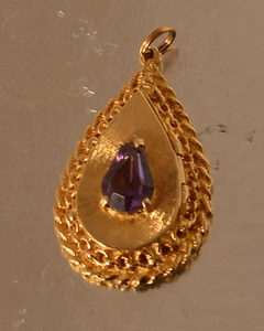 14k GOLD  VINTAGE FILIGREE LOCKET WITH AMETHYST  IN CENTER PENDANT10.50GR(ch690) - Picture 1 of 5
