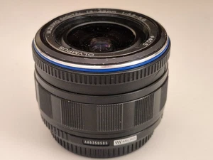 Olympus MFT Zuiko Digital 14-42 mm F/3.5-5.6 EZ ED Objektiv - Bild 1 von 1