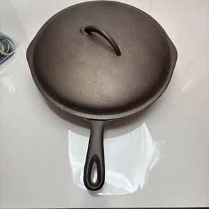 BSR Century Series No 8 Cast Iron 10 5/8 Skillet with Lid and Heat Ring - Picture 1 of 11