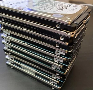 HGST Toshiba WD 320GB 2.5 in SATA II Laptop Hard Drives - Picture 1 of 7