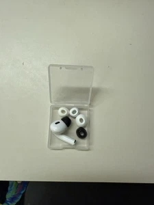 Apple AirPods Pro 2 Left Airpod A2699 Medium Foam Tips And S/M/L Regular Tips - Photo 1 sur 2