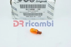 LAMPADINA FRECCIA DIREZIONALE WY5W 12V 5W FIAT ALFA ROMEO ABARTH AUDI 71748260 - Imagen 1 de 3