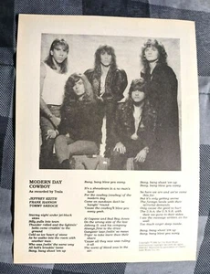 TESLA/REVISTA DE LETRAS DE VAQUEROS MODERNOS 1986 PINUP PÁGINA COMPLETA RECORTE - Imagen 1 de 1
