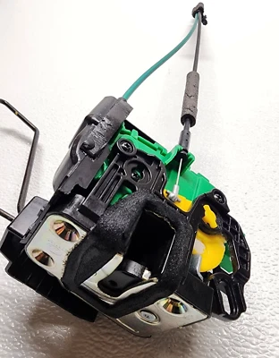 适用于 2012 - 2017 现代口音前左闩执行器组件原始设备制造商 (L-5P) — 第 1/4 张图片