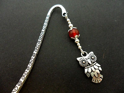 ROSIES JEWELLERY A TIBETAN SILVER & RED JADE BEAD OWL THEMED BOOKMARK. NEW.