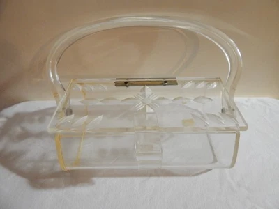 Bolso de mano Lucite transparente vintage con tapa grabada estilo caja asa única Foto 1 de 4