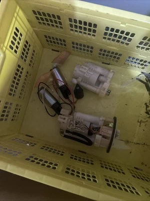 Unidad de montaje de bomba de combustible 77020-33130 para Lexus ES300 Toyota Avalon 3,0 L02-03 Foto 1 de 4