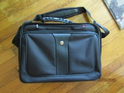 Maletín bolsa para computadora portátil WENGER SWISS ARMY 16" X12" X4" Foto 1 de 4