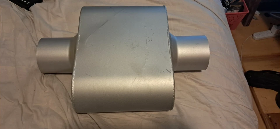 Muffler 3in inlet/3in outlet ( Flowmaster alike)  Foto 1 de 4