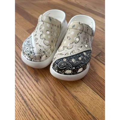 Sandalias zuecos Crocs plataforma Foto 1 de 4