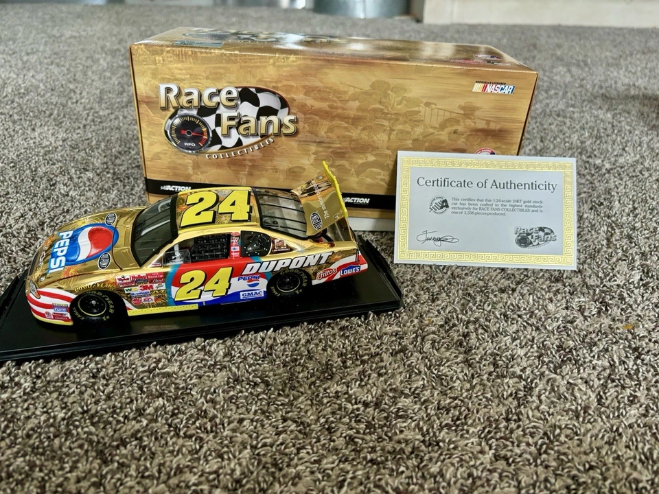 Jeff Gordon DuPont/pepsi/Daytona Gold 2002 diecast 1:24 Foto 1 de 4