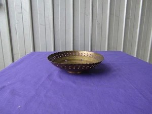 Brass Bowl Medium Footed Pierced Engraved Peacock Handmade Vintage - Bild 1 von 7