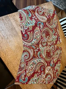 Nina Campbell NINA HOME 2 Standard Floral Pillow Shams Crime, Green, Tan Paisley - Picture 1 of 8