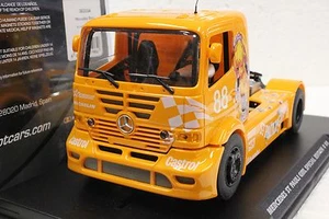 FLY 202311A MERCEDES BENZ ST. PAULIS CHICA NARANJA CLARO NUEVO 1/32 RANURA COCHE EN ESTUCHE - Imagen 1 de 4