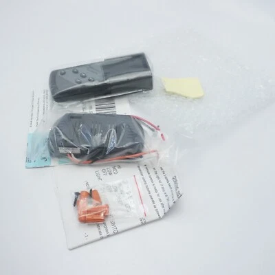 Hampton Bay Universal On/Off Ceiling Fan Remote Control in Black el832-2109a - Image 1 of 4