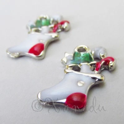 Рождественские чулки 17 мм посеребренные подвески с белой эмалью C1778 — 2, 5 или 10 шт. - Изображение 1 из 3