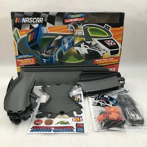 Adventure Force Nascar Crash Racers Figure 8, Motorized Vehicle Race Track Set - Picture 1 of 9