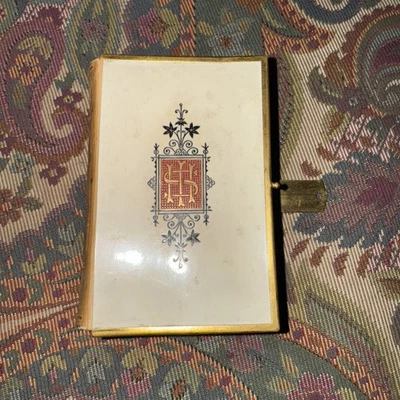 1869 Book of Common Prayer Oxford Psalms of David Celluloid & Gold Trim Latched Foto 1 de 4