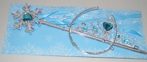 NUEVO Conjunto de tiara y varita azul princesa hielo fiesta infantil disfraz Reino Unido - Imagen 1 de 1