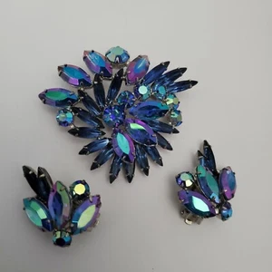 Vintage WEISS blaue Strass Ohrringe Brosche Set - wunderschön! SIGNIERT - Bild 1 von 12