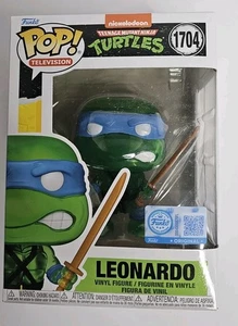 TEENAGE MUTANT NINJA TURTLES Funko Pop! Leonardo (Translucent Green) W/P & W/S - Picture 1 of 14