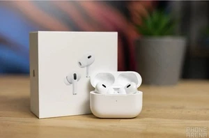 AirPods Pro 2nd Generation with MagSafe Wireless Charging Case (USB‑C)... - Photo 1 sur 1