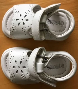 BABY Girl White LEATHER SANDALS T-STRAP Hook&Loop Strap 1 3-6 mo NEW GYMBOREE - Picture 1 of 6