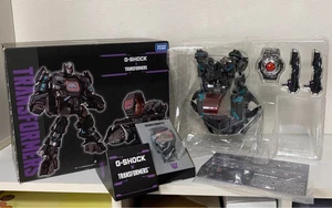 Casio G-SHOCK x Transformers Limited Collaboration DW-5600VT Digital Men's - Photo 1 sur 12