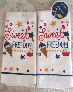 Patriotic USA July 4th Kitchen Towels, "SWEET FREEDOM" Cupcake, Rocket Pop,Set 2 - Picture 1 of 3