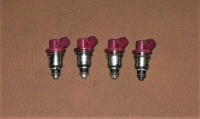 Tohatsu 115 HP 2 Stroke Fuel InjectorAssembly PN 356040001 Fits 1996-2002 - Image 1 of 3