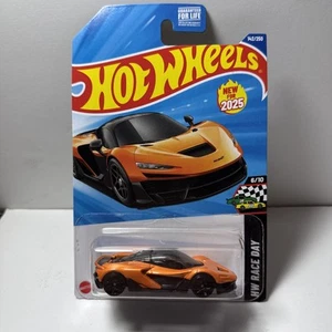 2025 Hot Wheels McLaren W1 #142 orange - Bild 1 von 3