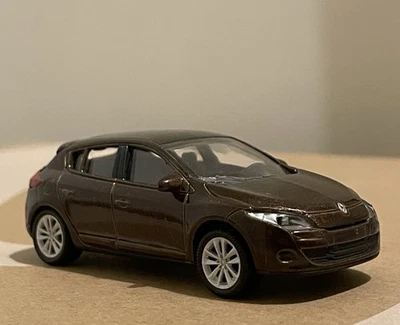 Modellino Norev Renault Megane III 3 Inches 1/64 5 Porte Stato Corretto - Immagine 1 di 4