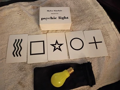 Psychic Light de Myles Sinclair Truco de Magia ESP Cartas Revelación  Foto 1 de 4