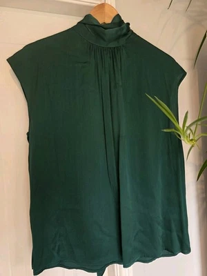 Mango Green Satin Tie Neck Sleeveless Blouse Size M - New - Image 1 of 4