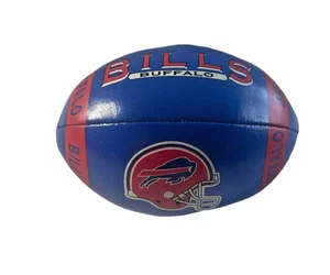 NFL Buffalo Bills kleiner Plüsch Football Strumpf Füller Ornament 6 Zoll x 10 Zoll Geschenk - Bild 1 von 6