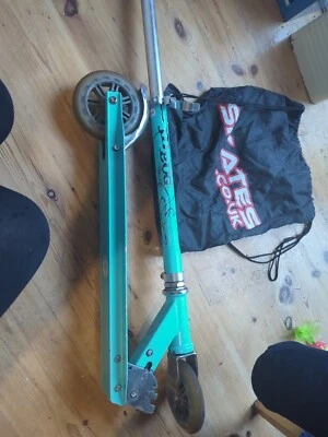 JD Bug Junior MS 100 Push Street Scooter - blue - Image 1 of 4