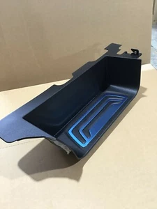 FORD TRANSIT CUSTOM PASSENGER FOOT STEP - Picture 1 of 9