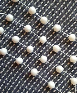 Scandi Nordic Boho 25 Kugel cremeneutral Filzwolle Bommel Dekor Girlande 1,5m - Bild 1 von 2