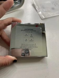 Eyeshadow Palette - Picture 1 of 17