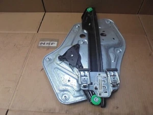 SKODA YETI 2016 NEARSIDE PASSENGER FRONT WINDOW MOTOR AND REGULATOR 5L0837401A - Picture 1 of 6