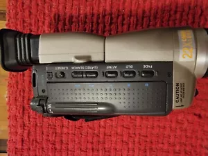 Canon ES190 Camcorder. Parts Only.. - Picture 1 of 8