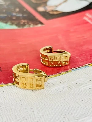 Givenchy Vintage 4G Logo Monograma Rectángulo Calado Aro Cúpula Clip, Pendientes Foto 1 de 4